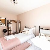 Quiet and Cosy 2-bed in Wimbledon