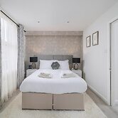 Modern South Wimbledon Stay