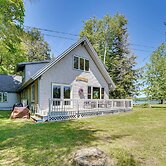 Annabessacook Lake Retreat w/ Deck: Pets Welcome!