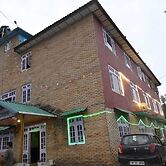 Varindavan Hotel & Restaurant