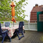 Family-friendly Apartment by the Sea