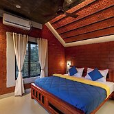 Alphanso Stays by Stayjade