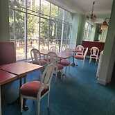 HOTEL CHATEAUBRIAND