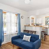 Charming 2-bedroom Home Lakeland