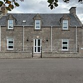1 Links Place