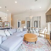 Walk to Lake: Home w/ Community Perks in Canadian!