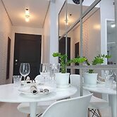 Staycation in Style With Fast Wifi & Netflix