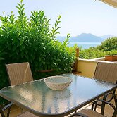 Stella Peaceful Beach Getaway 100m to Shore