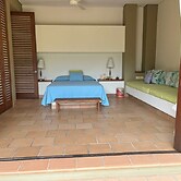 Yeguas W37 by Wynwood House