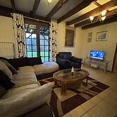 Chalet in Aubigne-racan With Pool & Garden