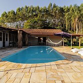 Ch Cara Tima Localiza o Piscina e Churrasqueira