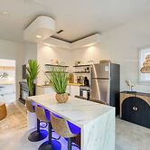 The Cannon Cottage by Avantstay Old Mt. Pleasant Gem Near Sullivans Is