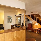 Superior & Sage Hotel