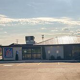 Studio 6 Rockford, IL – RFD Airport
