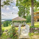 1 Mi to Lake Guntersville: Scenic Condo Retreat!
