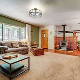 Hike & Ski! Cabin 20 Mi to Soda Springs Mtn Resort