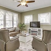 Walk to Restaurants & Shops: Dtwn Franklin Retreat