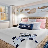 Cutwater Inn & Suites