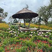Coto Village Resort