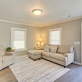 Close to Shops, Eats & Hospital: Roxboro Retreat