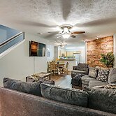 13 Mi to Dtwn: Nashville Gem Near Golf & Fishing