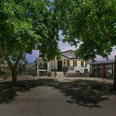 Desert Mountain Escape With Private Hot Tub 5 Bedroom Home