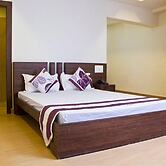 Hotel Vrindavan Palace