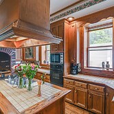 Walk to Lawrenceburg Square: Home for Large Groups