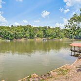 Boat, Fish, Relax: Lake Russell Retreat w/ Dock
