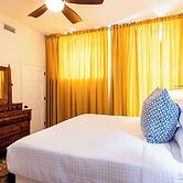 The Woodford Hotel