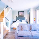 Gorgeous Loft in Heart of Blue Mountain