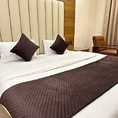 Hotel The Vijay Paradise