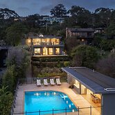 Martha s Peak Heated Pool Views