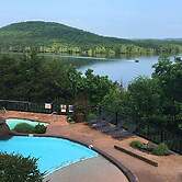 Stonewater Cove