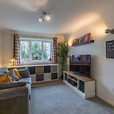 Chic Flat In Woolston: Nr Southampton City Centre