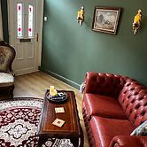 Robin’S Hollow: 2Bd Home Near Wrexham Afc