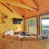 22 Mi to Whitetail Ridge Ski Area: Cozy Getaway