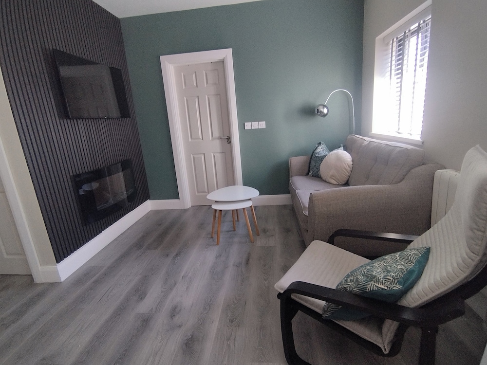 Apartment - Sleeps 4 - Near Aran Islands - Parking