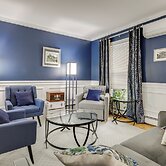 1 Mi to Dtwn Providence: East Side Retreat!