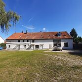 2-Rent Group Hostel Rooms&Apartments EVE168