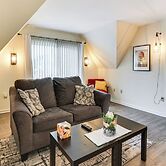 Walk to Town: Charming Unit w/ Balcony in Bedford!