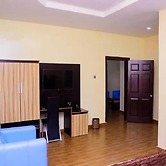 Benbliss Hotel and Suites