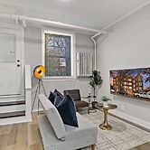Sleek and Cozy 1BR Apartment - Hartrey G