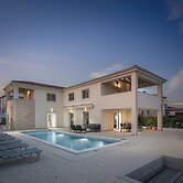 Villa Ivona di San Lorenzo Private Pool