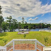 Suwannee River Retreat: Dock & Screened Porch!