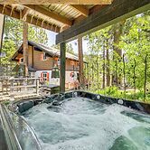 Walk to Diamond Peak: Luxe Chalet w/ Mtn-view Deck