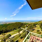 Apartment - Sleeps 2, Balcony & Parking