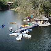 Hosteria florida tropical