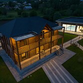 Wooden Villa with pool and sauna