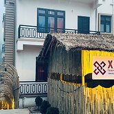 XTSY Travellers Hostel